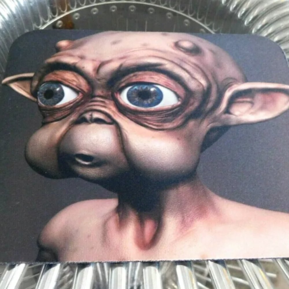 2for20$ mouse pad mac and me , funny , nostalgia old movie